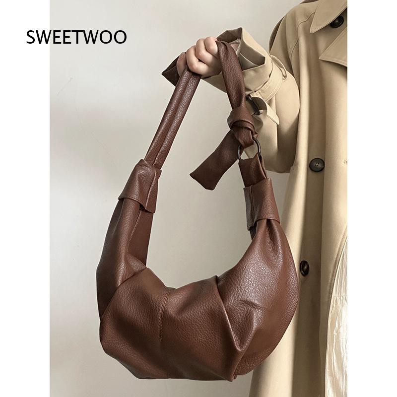 Hobo Bag Slouchy - حقيبة هوبو نسائية من الجلد الصناعي