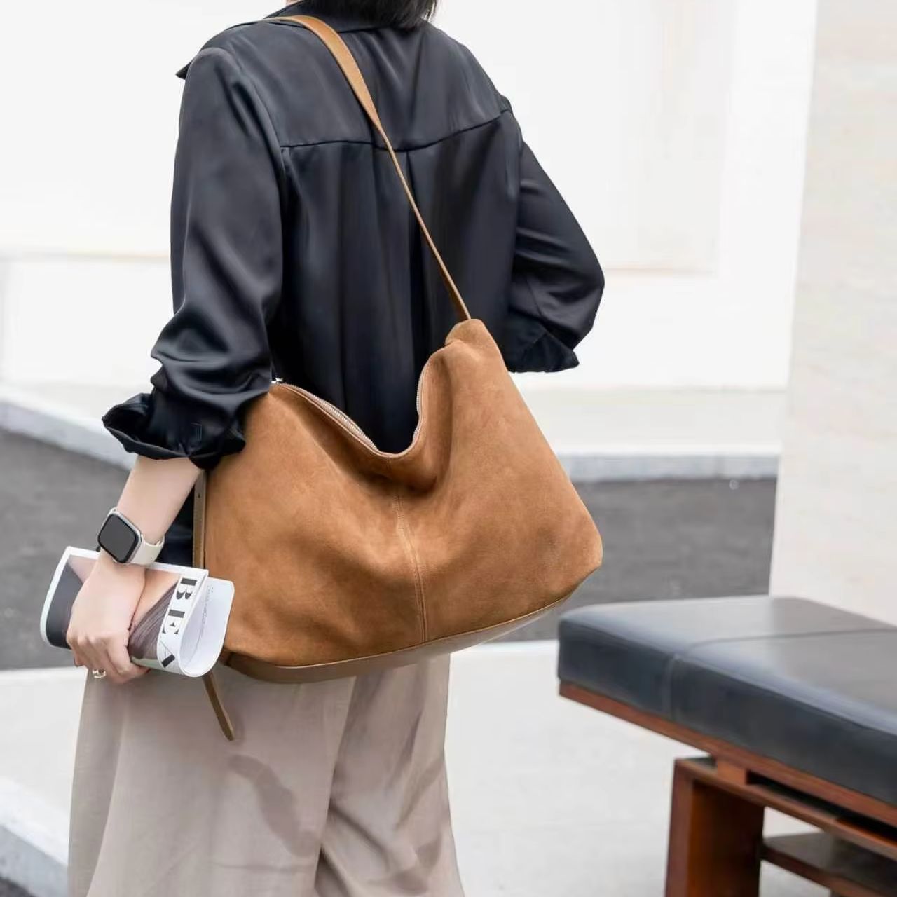 Hobo Bag Slouchy - حقيبة كتف نسائية من الجلد المدبوغ