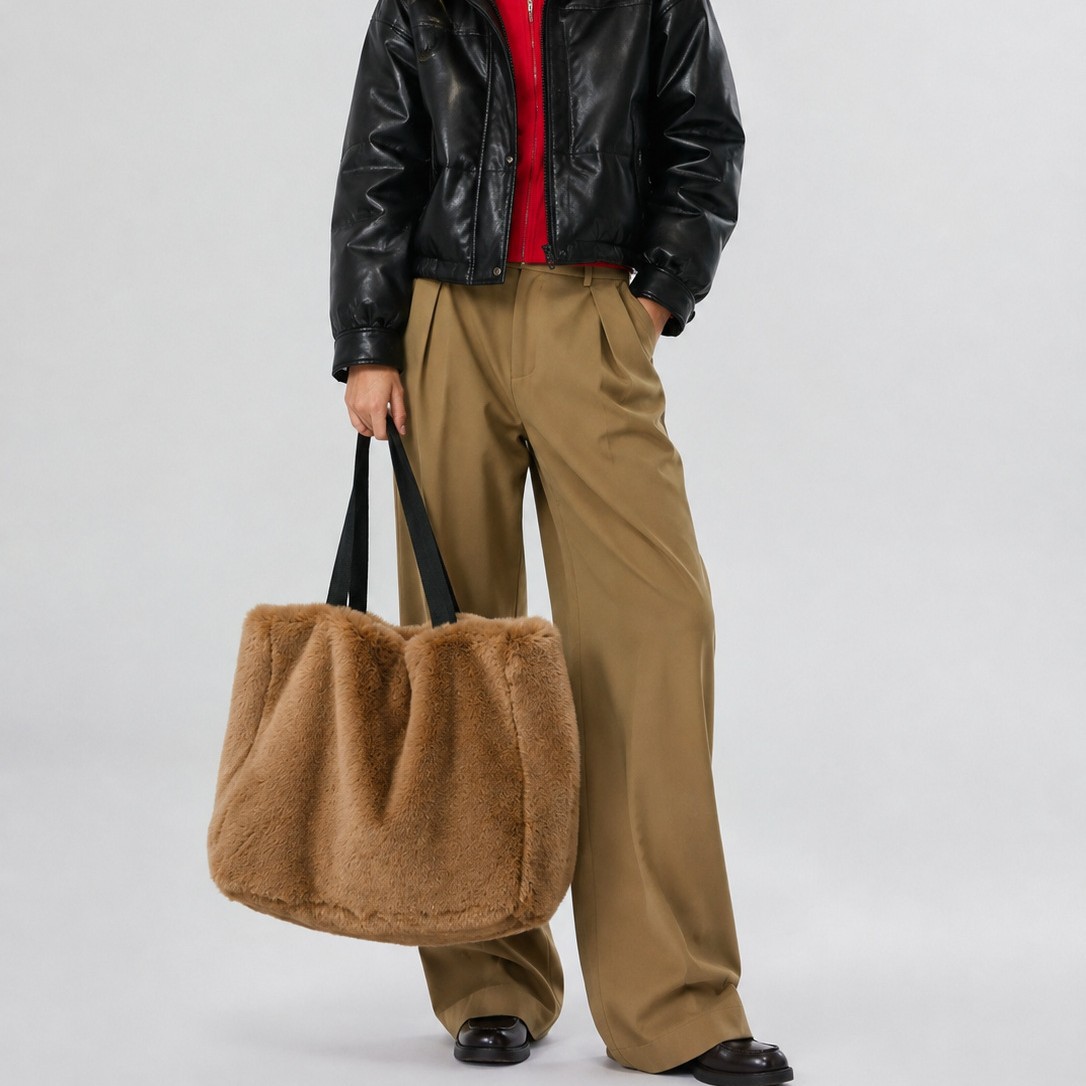 حقيبة يد نسائية شتوية من الفرو - مراجعة Women Bags Max وسعره