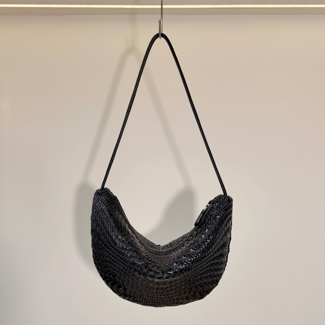 حقيبة ميندي المنسوجة على شكل م - مراجعة Women Bags Polene وسعره