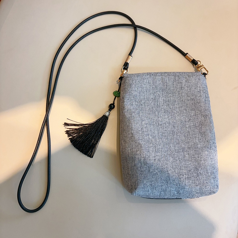 حقائب الهاتف المحمول الصغيرة ا - مراجعة Women Bags Max وسعره