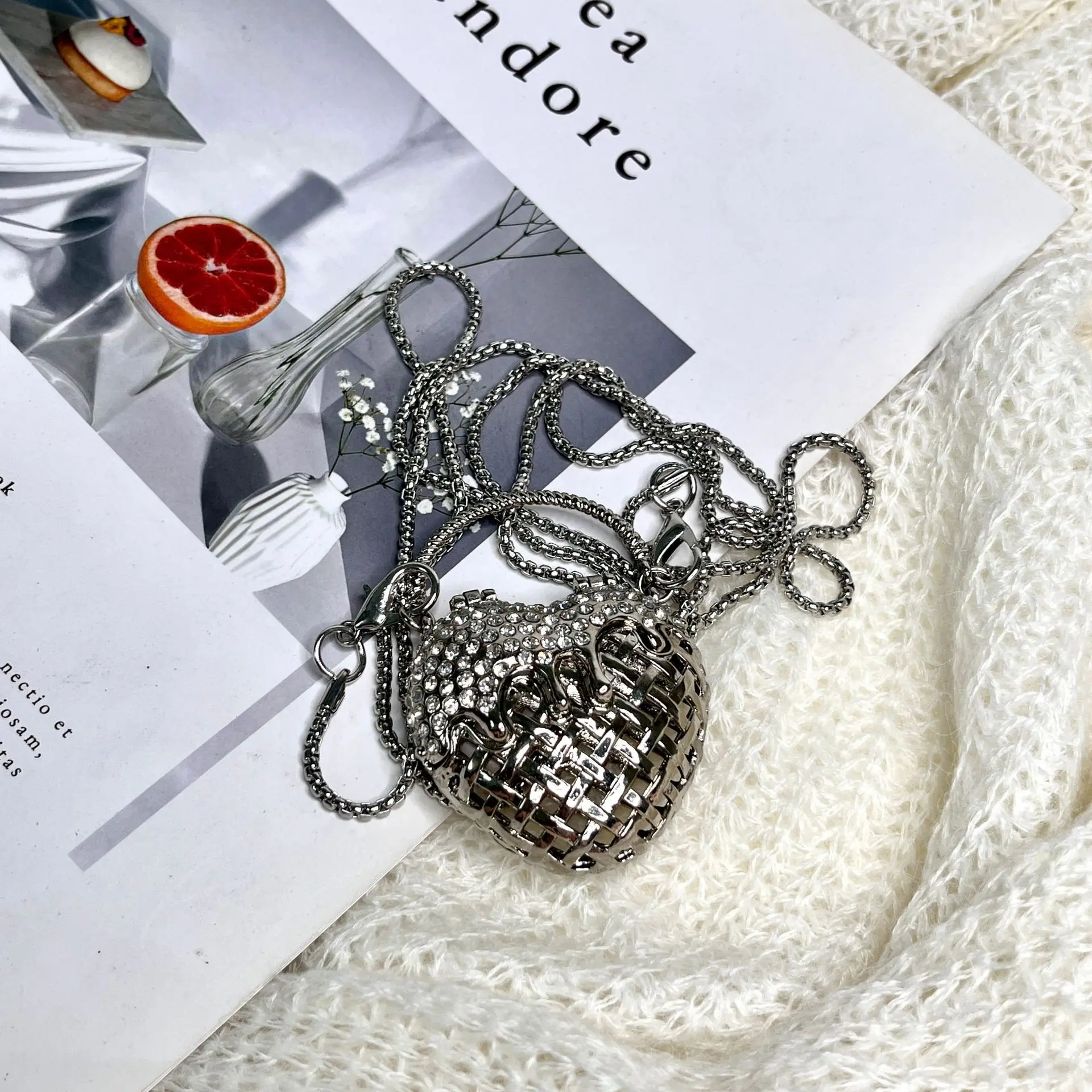 Designer Hollowed Out Heart- H - مراجعة Women Bags Max وسعره