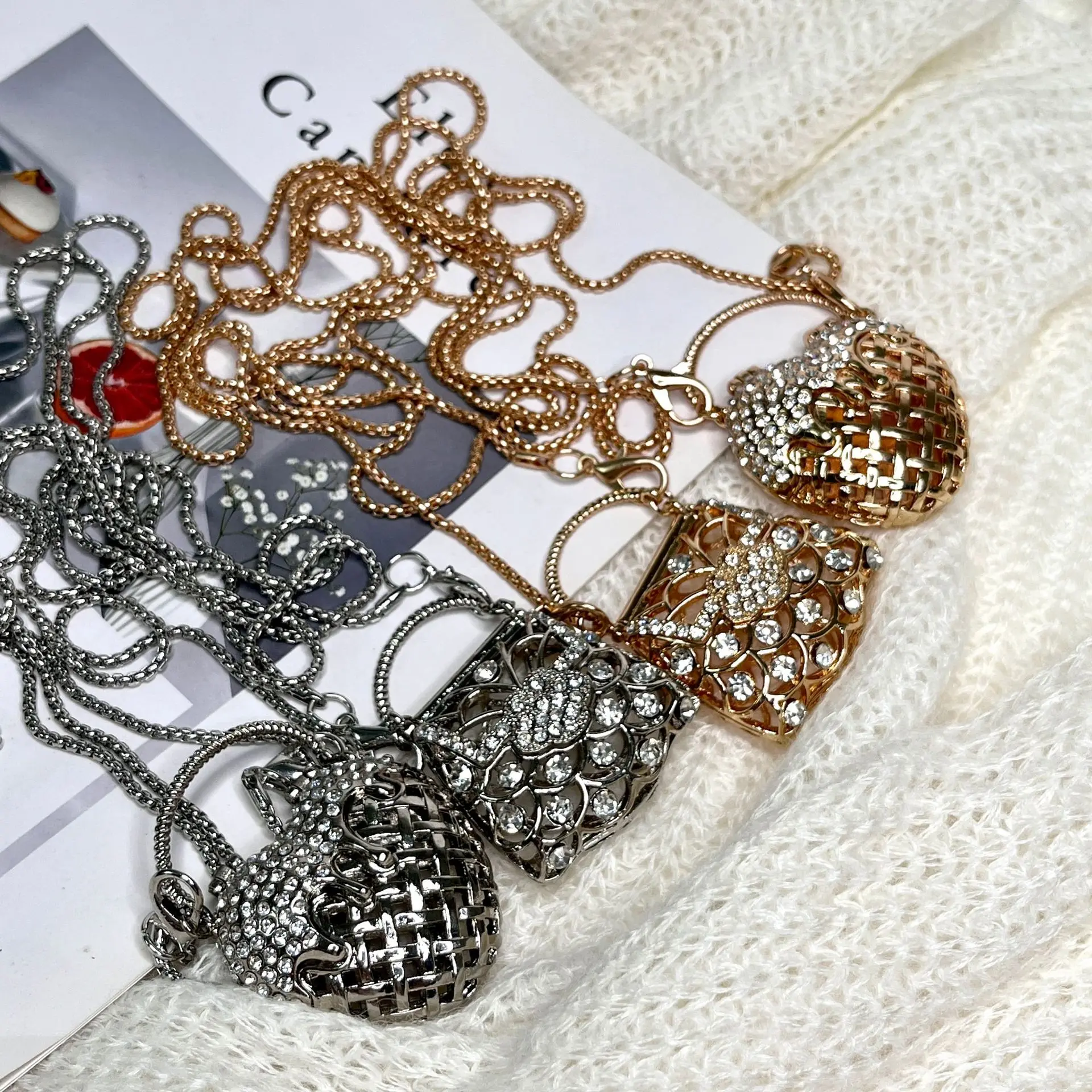 Designer Hollowed Out Heart- H - مراجعة Women Bags Max وسعره