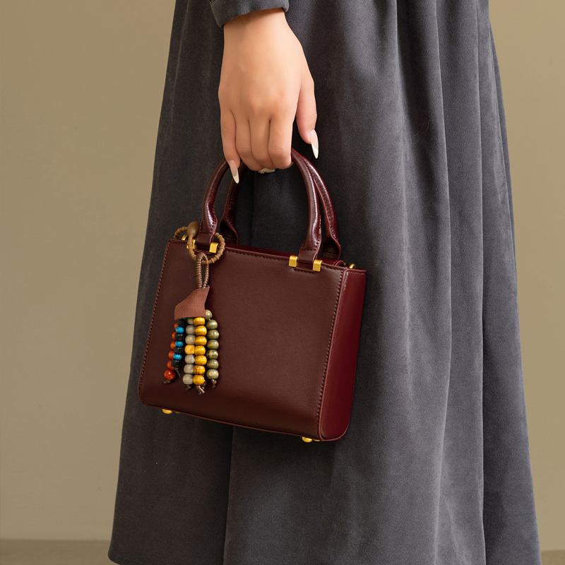 حقائب كلاسيكية صغيرة للنساء، ح - مراجعة Women Bags Max وسعره