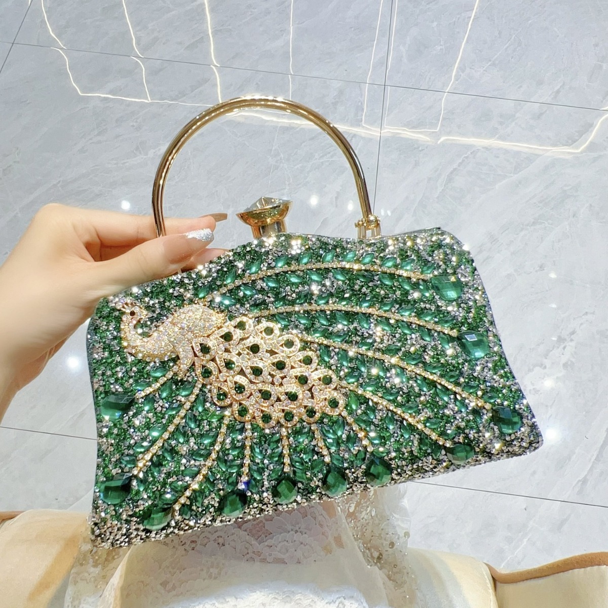 حقيبة يد جديدة ماسية كاملة مع  - مراجعة Women Handheld Bags وسعره