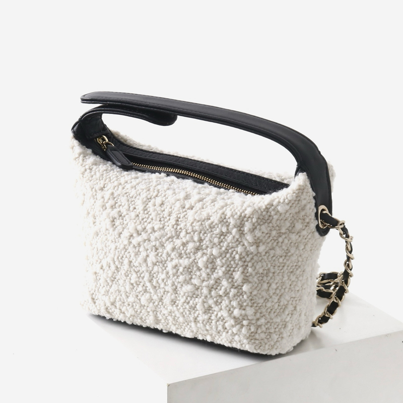 حقائب هوبوس صغيرة كلاسيكية من  - مراجعة Women Bags Max وسعره