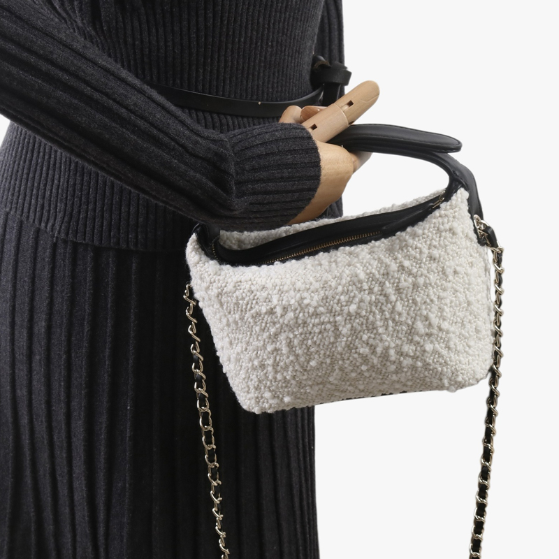 حقائب هوبوس صغيرة كلاسيكية من  - مراجعة Women Bags Max وسعره