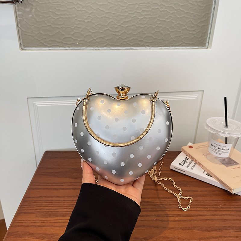 حقائب صغيرة لطيفة على شكل قلب، - مراجعة Women Bags Max وسعره