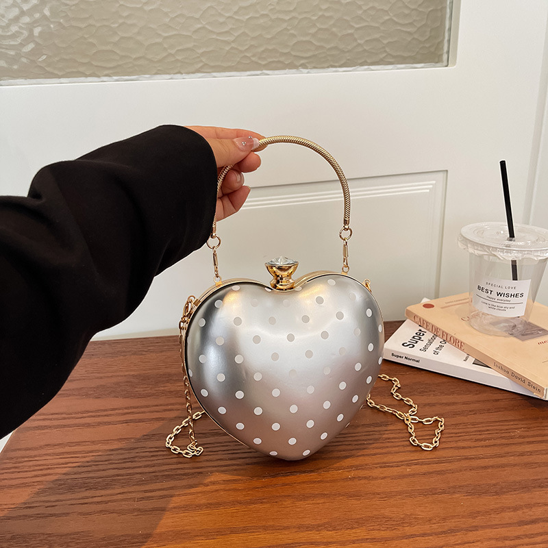 حقائب صغيرة لطيفة على شكل قلب، - مراجعة Women Bags Max وسعره
