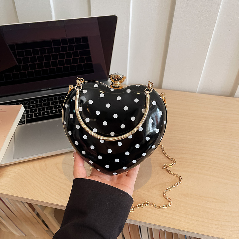 حقائب صغيرة لطيفة على شكل قلب، - مراجعة Women Bags Max وسعره